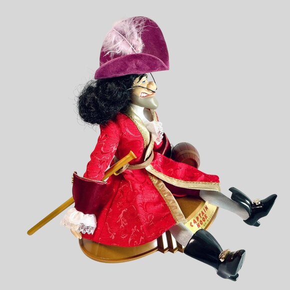 Disney Captain Hook Master of Malice Limited Edition 1999 Figure - Picture 8 of 9